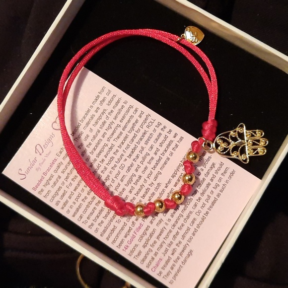 14k gold Hamsa bracelet 🎁 💝 boxed red cord satin pouch TSC Sandar Designs - Picture 1 of 3